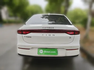 AION S 2023, 153500 км, за 10337 USD
