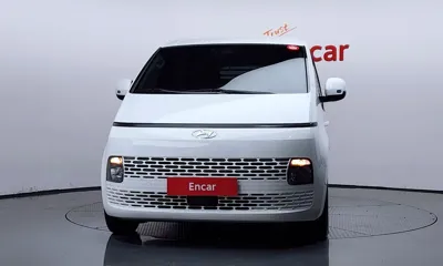 Hyundai Staria 2023, 43857 км, за 16121.69 USD - фото 3