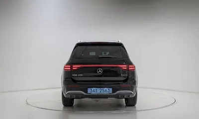 Mercedes-Benz EQB 2026, 803 км, за 41354.86 USD