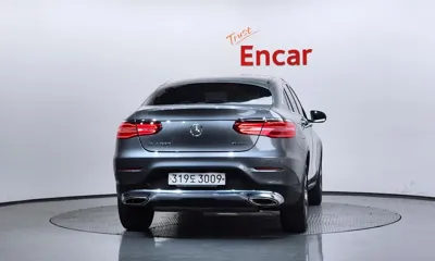 Mercedes-Benz GLC-Class 2019, 111788 км, за 16738.87 USD