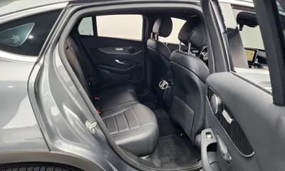 Mercedes-Benz GLC-Class 2019, 111788 км, за 16738.87 USD - фото 11