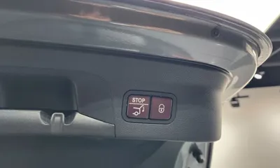 Mercedes-Benz GLC-Class 2019, 111788 км, за 16738.87 USD - фото 18
