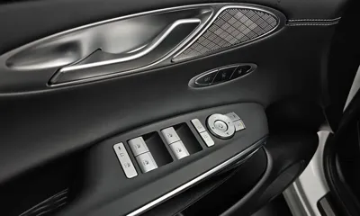Genesis GV70 2025, 3254 км, за 30083.99 USD - фото 16