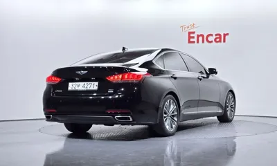 Hyundai Genesis 2016, 160555 км, за 6955.73 USD