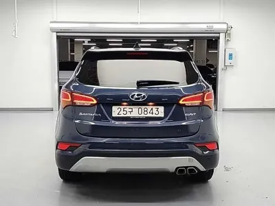 Hyundai Santafe 2016, 176013 км, за 6892.48 USD