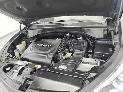 Hyundai Santafe 2016, 176013 км, за 6892.48 USD