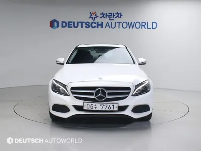 Mercedes-Benz C-Class 2018, 50829 км, за 11166.17 USD