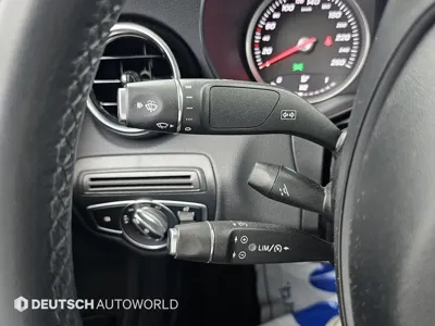Mercedes-Benz C-Class 2018, 50829 км, за 11166.17 USD - фото 16