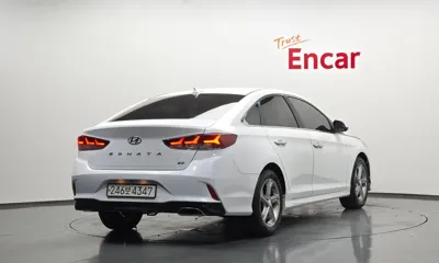 Hyundai Sonata 2018, 117579 км, за 6775.25 USD