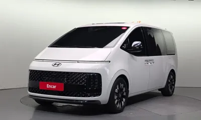 Hyundai Staria · 2025 год