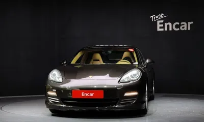 Porsche Panamera 2010, 189060 км, за 8879.24 USD