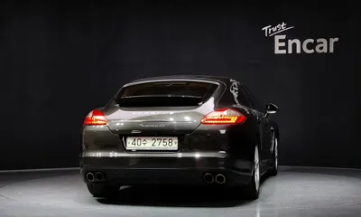 Porsche Panamera 2010, 189060 км, за 8879.24 USD