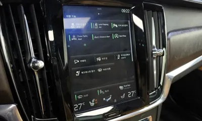 Volvo V90 2018, 116812 км, за 15754.23 USD - фото 16