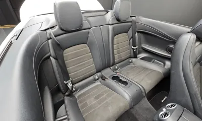 Mercedes-Benz C-Class 2023, 105669 км, за 24720.29 USD - фото 11
