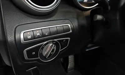 Mercedes-Benz C-Class 2023, 105669 км, за 24720.29 USD - фото 19