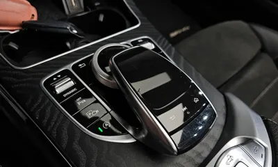 Mercedes-Benz C-Class 2023, 105669 км, за 24720.29 USD - фото 28