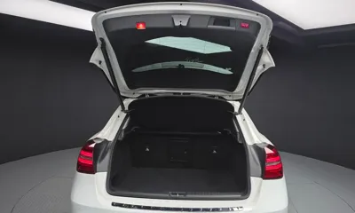 Mercedes-Benz GLA-Class 2019, 140303 км, за 8853.42 USD - фото 20