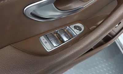 Mercedes-Benz E-Class 2018, 102530 км, за 14000.12 USD - фото 29