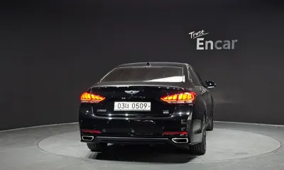 Hyundai Genesis 2016, 103626 км, за 7862.57 USD