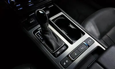 Hyundai Genesis 2016, 103626 км, за 7862.57 USD - фото 9