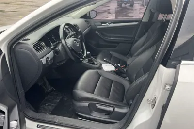 Volkswagen Sagitar 2018, 62500 км, за 8002 USD - фото 9