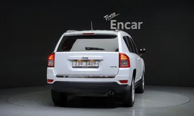 Jeep Compass 2013, 124111 км, за 3087.23 USD