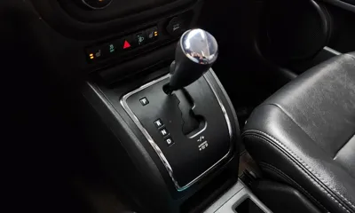 Jeep Compass 2013, 124111 км, за 3087.23 USD - фото 9