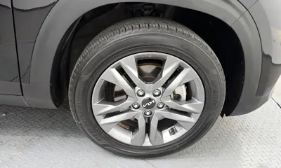 Kia Seltos 2023, 55795 км, за 12890.01 USD