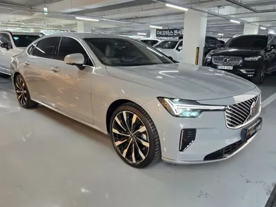 Volvo S90 2026, 792 км, за 38436.5 USD