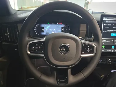 Volvo S90 2026, 792 км, за 38180.33 USD - фото 9