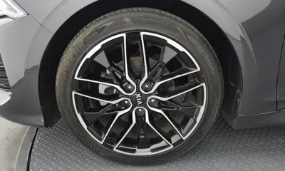 Kia K5 2021, 42384 км, за 14657.99 USD