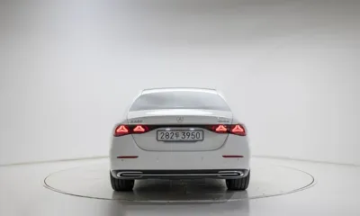 Mercedes-Benz E-Class 2025, 9481 км, за 60153.4 USD