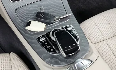 Mercedes-Benz E-Class 2023, 11408 км, за 50644.58 USD - фото 20