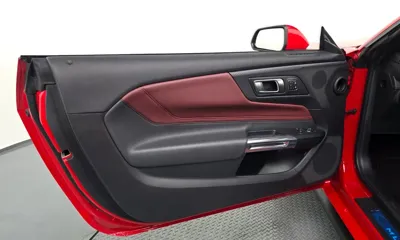 Ford Mustang 2025, 17290 км, за 29171.59 USD - фото 24