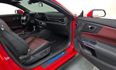 Ford Mustang 2025, 17290 км, за 29171.59 USD - фото 26