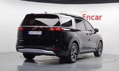 Kia Canival 2023, 28989 км, за 15801.47 USD