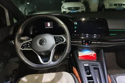Volkswagen Golf 2021, 70000 км, за 14644 USD - фото 9