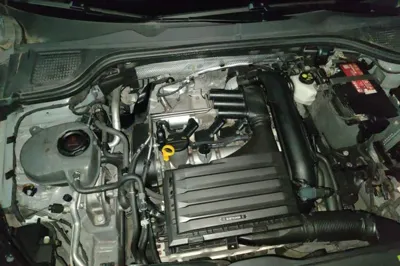 Volkswagen Golf 2021, 70000 км, за 14644 USD - фото 21