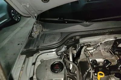 Volkswagen Golf 2021, 70000 км, за 14644 USD - фото 23