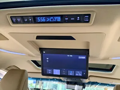 Toyota Alphard 2020, 77000 км, за 71608.47 USD - фото 10