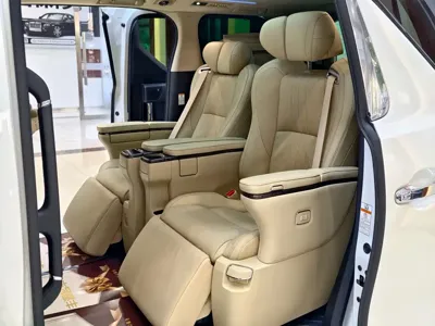 Toyota Alphard 2020, 77000 км, за 71608.47 USD - фото 11