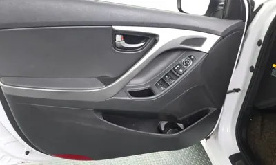 Hyundai Avante 2015, 76725 км, за 4748.9 USD - фото 24