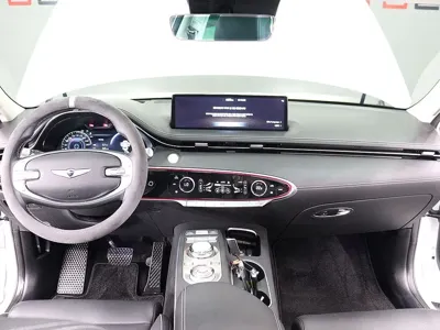 Genesis GV70 2023, 21718 км, за 29867.4 USD