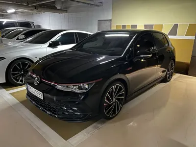 Volkswagen Golf · 2024 год