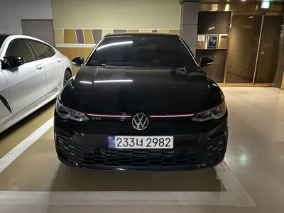 Volkswagen Golf 2024, 23000 км, за 25119 USD