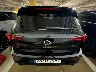 Volkswagen Golf 2024, 23000 км, за 25119 USD