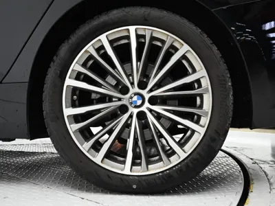 BMW 3-Series 2022, 37485 км, за 18232.72 USD