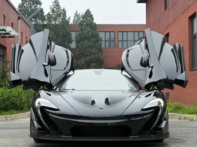 McLaren P1 2014, 20000 км, за 1131590.67 USD