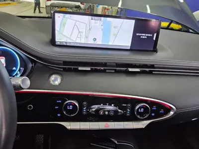 Genesis GV70 2021, 88450 км, за 18576.87 USD - фото 17