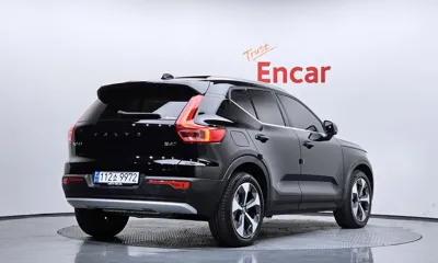 Volvo XC40 2023, 23684 км, за 24028.12 USD